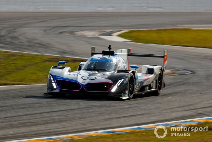 #24 BMW M Team RLL BMW M Hybrid V8: Philipp Eng, Augusto Farfus, Marco Wittmann, Colton Herta