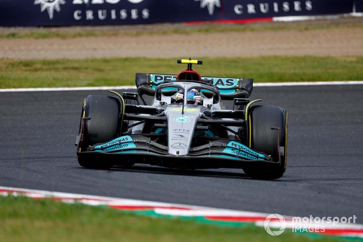 Lewis Hamilton, Mercedes W13
