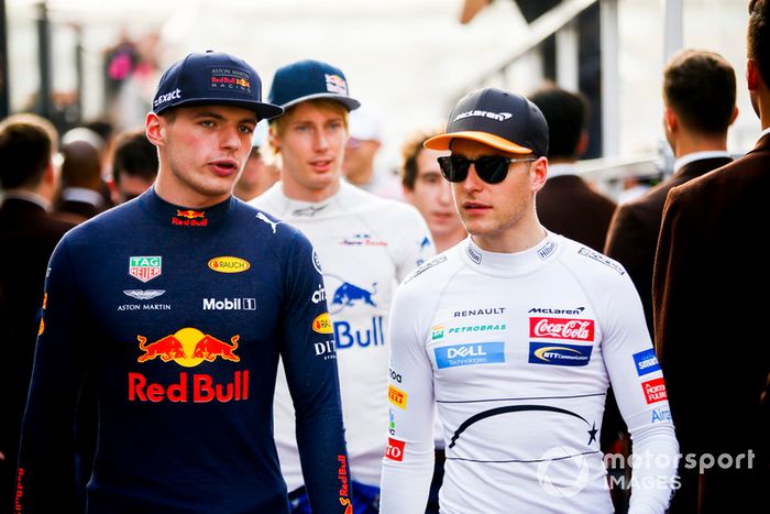 Max Verstappen, Red Bull Racing y Stoffel Vandoorne, McLaren 