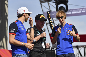 Pierre Gasly, Scuderia Toro Rosso and Brendon Hartley, Scuderia Toro Rosso on stage