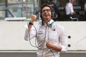 Toto Wolff, Mercedes AMG F1 Director of Motorsport, celebrates pole for Lewis Hamilton, Mercedes AMG F1