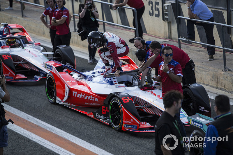 Jérôme d'Ambrosio, Mahindra Racing, M5 Electro exits his car