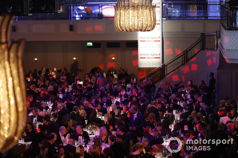 Guests enjoy their dinner.