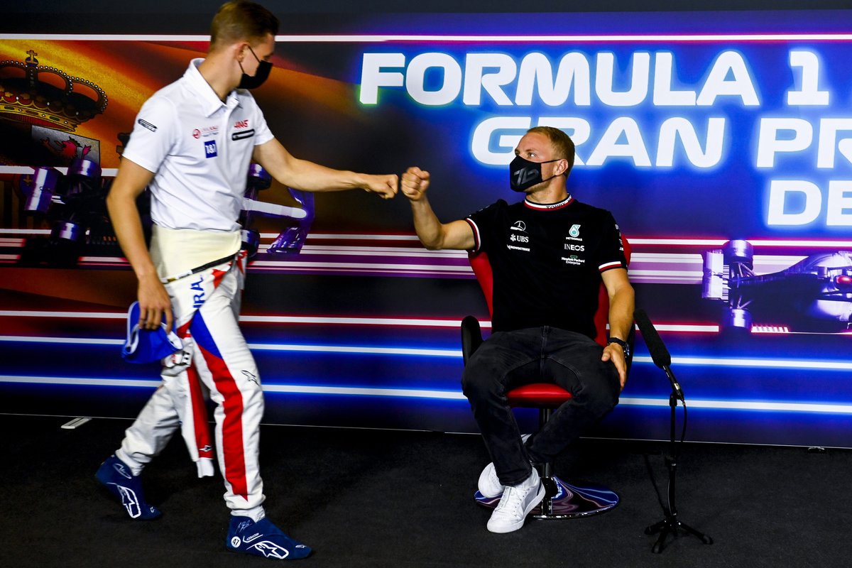 Valtteri Bottas, Mercedes e Mick Schumacher, Haas F1 in conferenza stampa