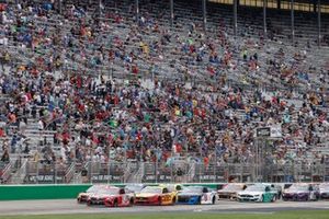 Kyle Busch, Joe Gibbs Racing, Toyota Camry Skittles Gummies, Joey Logano, Team Penske, Ford Mustang Shell Pennzoil