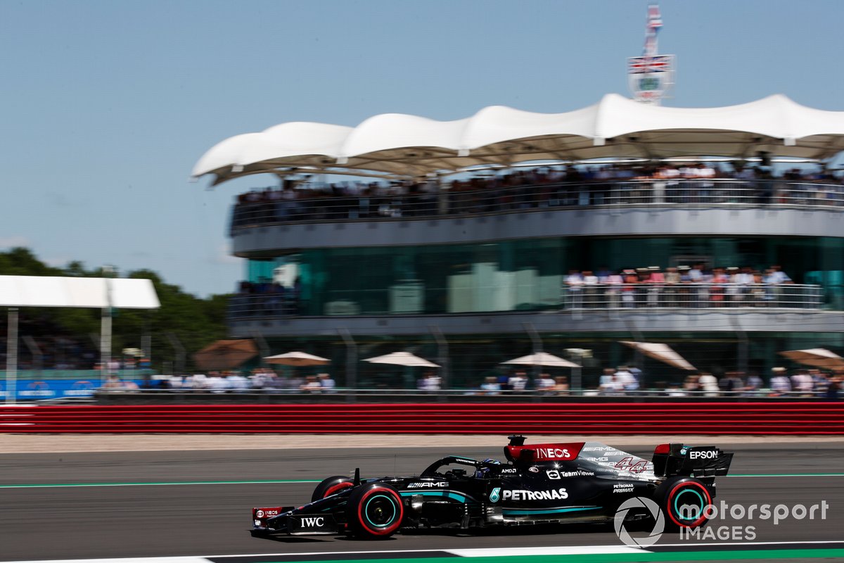 Lewis Hamilton, Mercedes W12