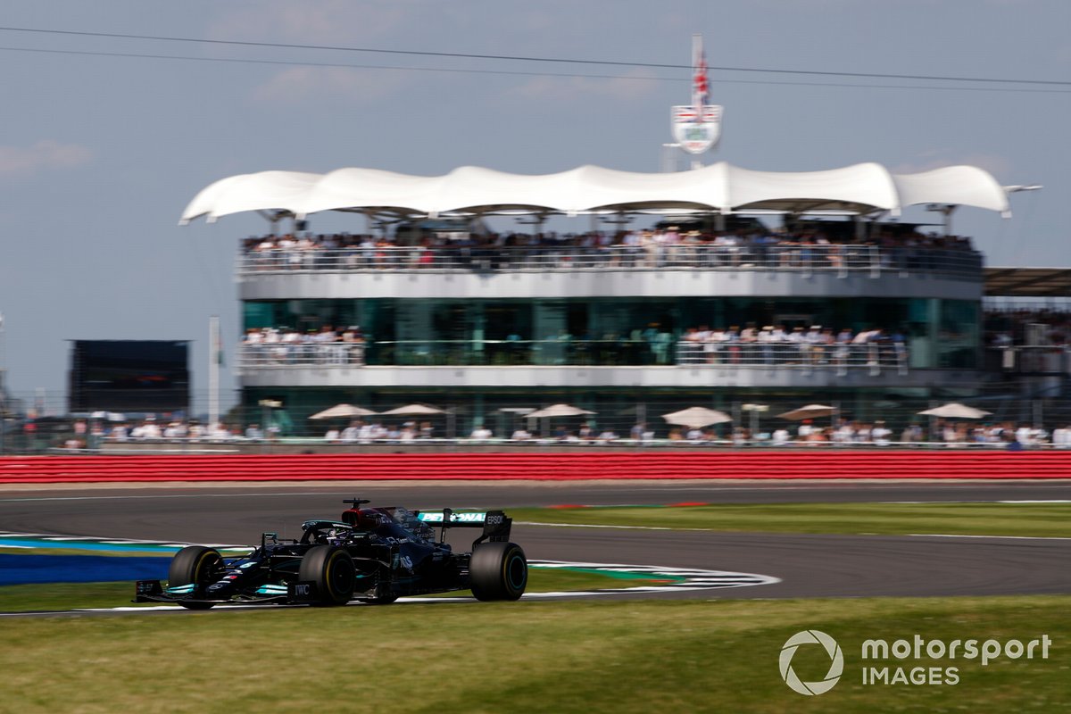 Lewis Hamilton, Mercedes W12