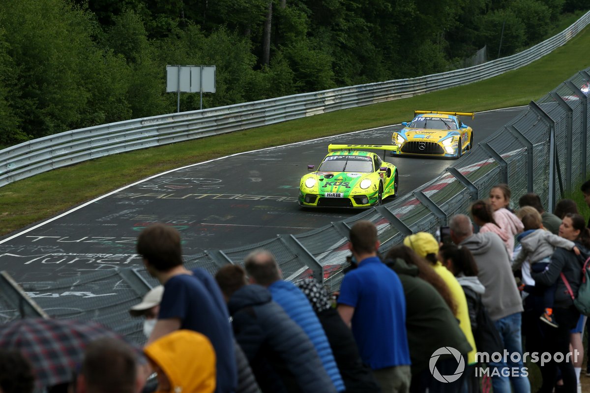 #911 Manthey Racing Porsche 911 GT3 R: Matteo Cairoli, Lars Kern, Michael Christensen, Kevin Estre
