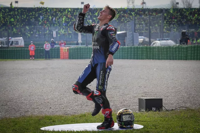 Fabio Quartararo, Yamaha Factory Racing, fête son titre de champion du monde