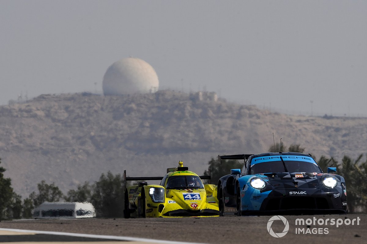 #77 Dempsey-Proton Racing Porsche 911 RSR - 19: Christian Ried, Jaxon Evans, Matt Campbell