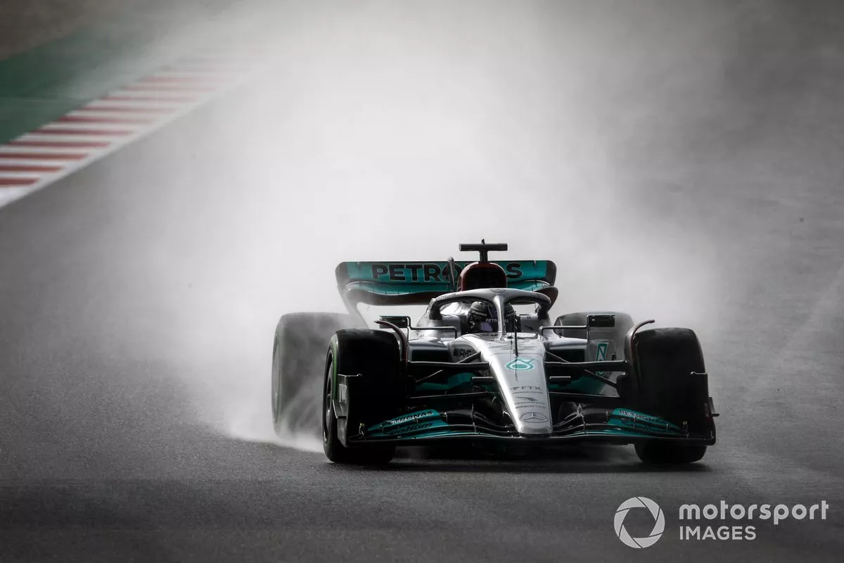 lewis-hamilton-mercedes-w13-1.webp