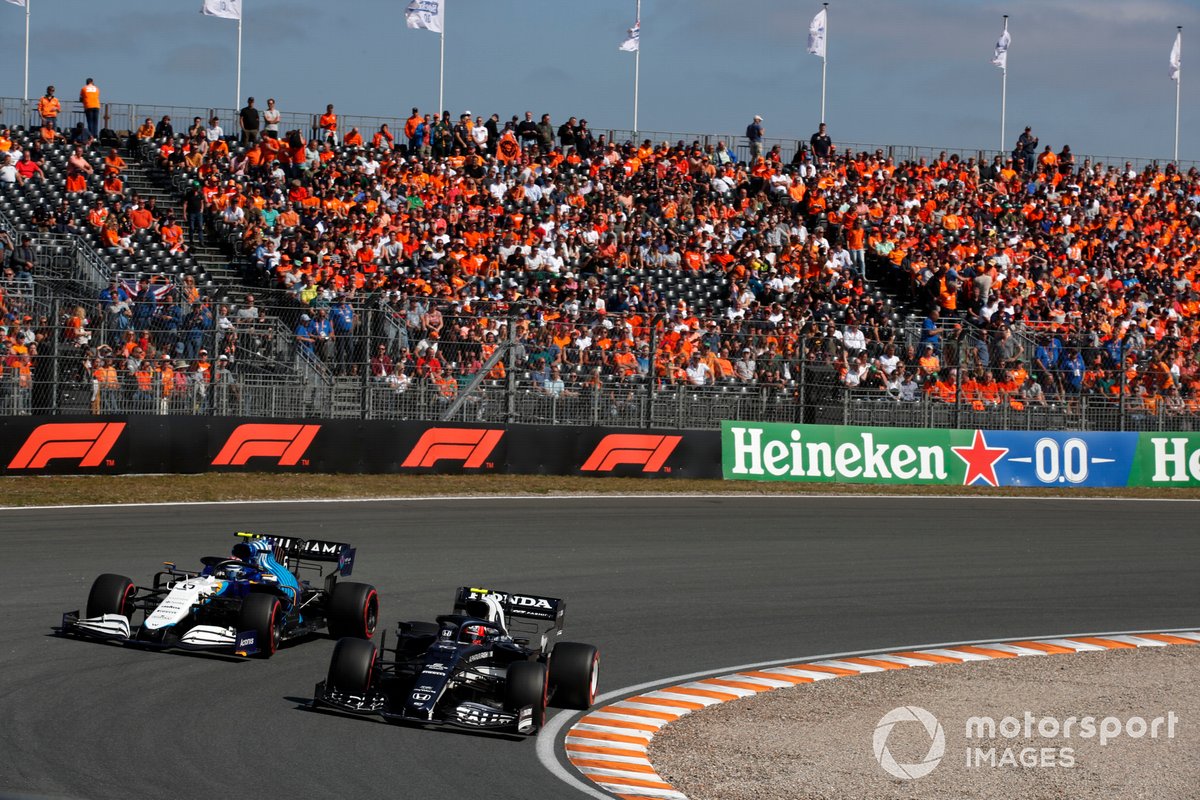 Pierre Gasly, AlphaTauri AT02, Nicholas Latifi, Williams FW43B