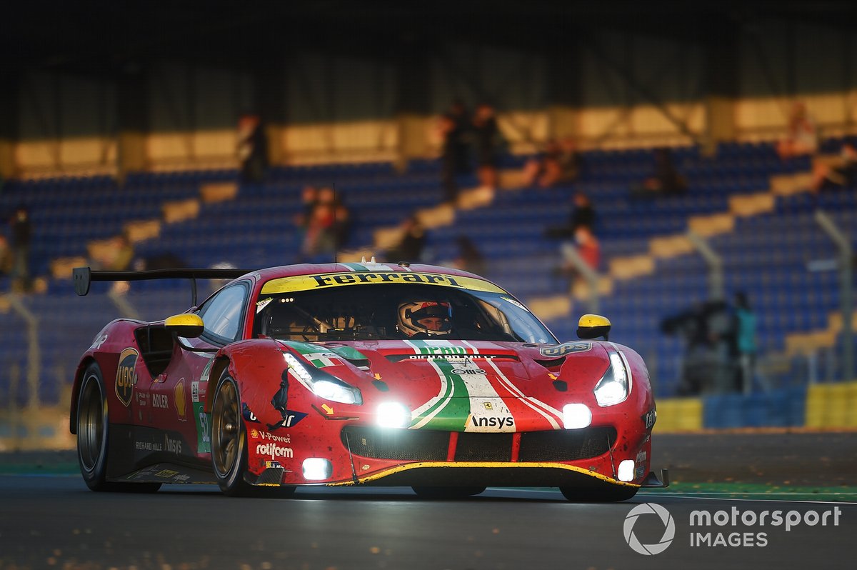 #52 AF Corse Ferrari 488 GTE EVO LMGTE Pro, Daniel Serra, Miguel Molina, Sam Bird