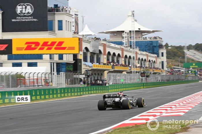 Lewis Hamilton, Mercedes W12