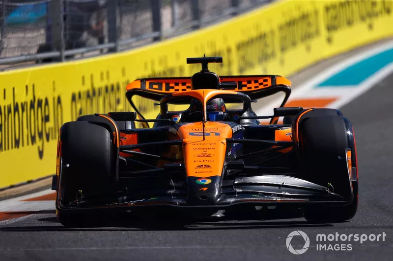 Oscar Piastri, McLaren MCL38