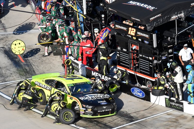 Ryan Blaney, Team Penske, Ford Mustang Menards/Richmond