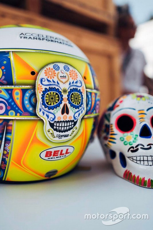 Capacete de Lando Norris, McLaren, para o GP do México