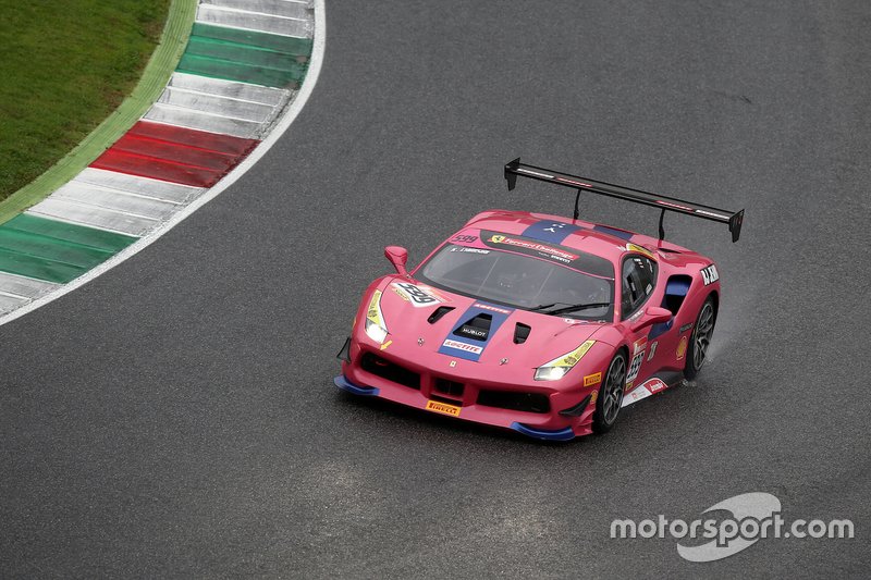 #599 Ferrari 488 Challenge, Cavallino Motors Bangkok: Kanthicha Chimsiri