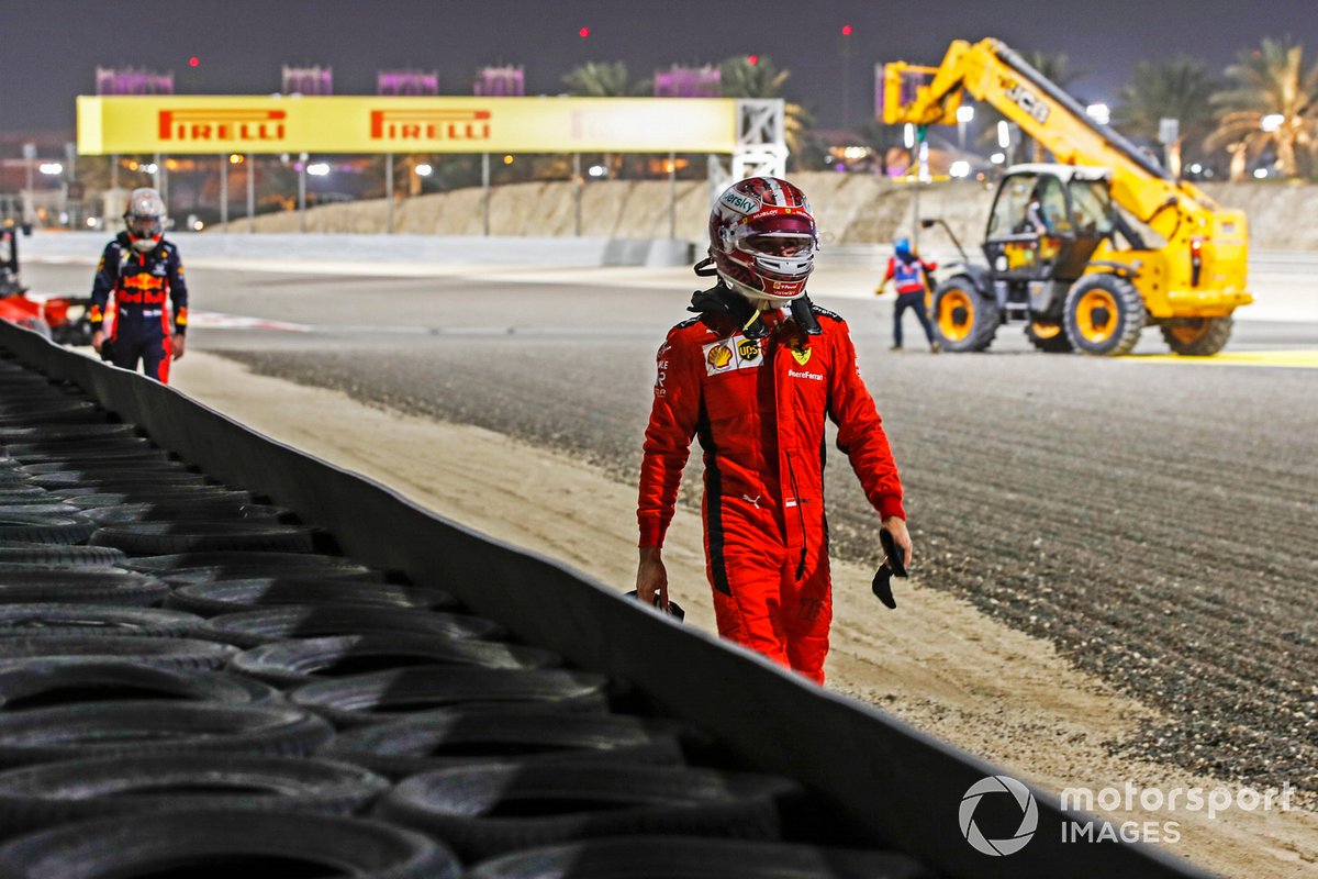 Charles Leclerc, Ferrari, si allontana dopo il ritiro