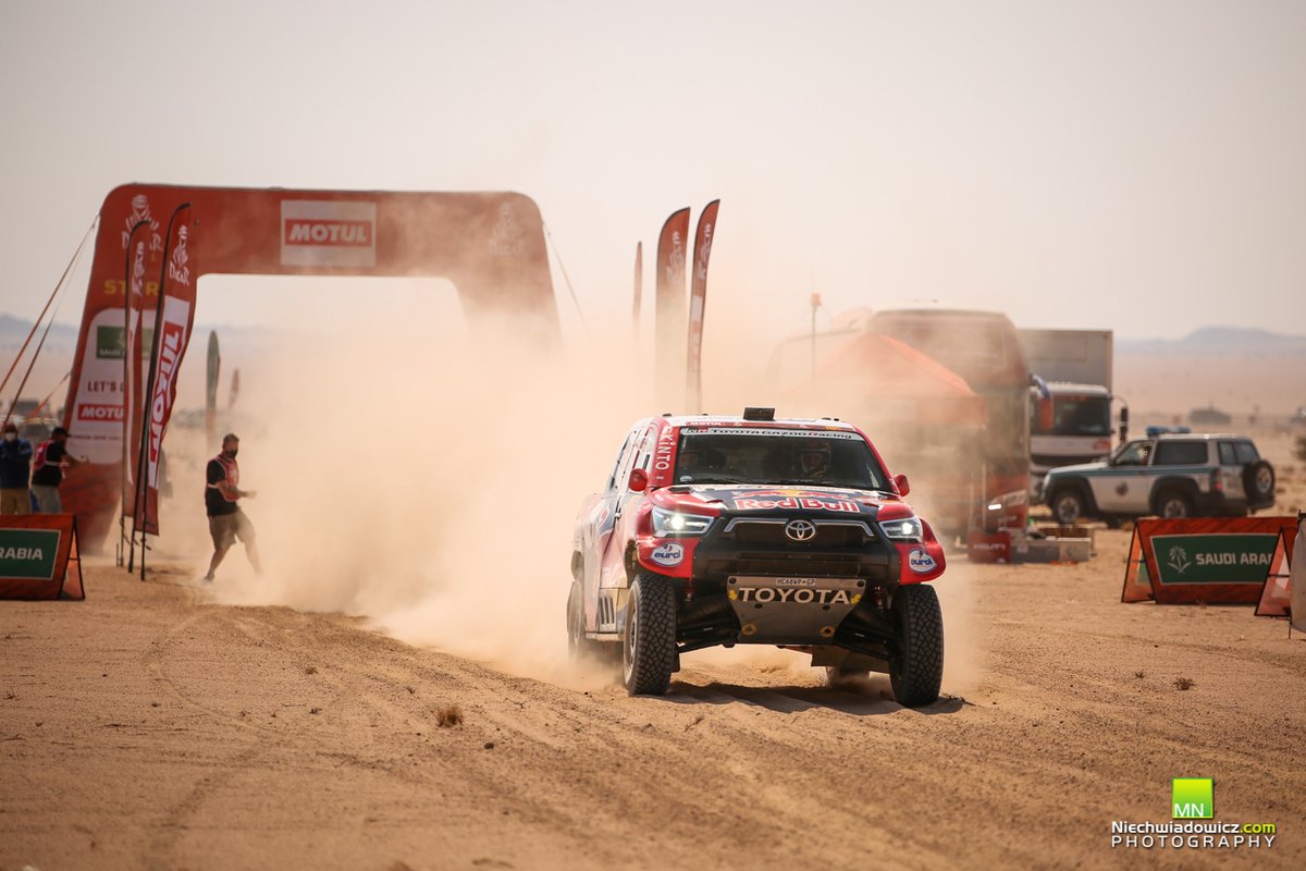 #301 Toyota Gazoo Racing: Nasser Al-Attiyah, Matthieu Baumel