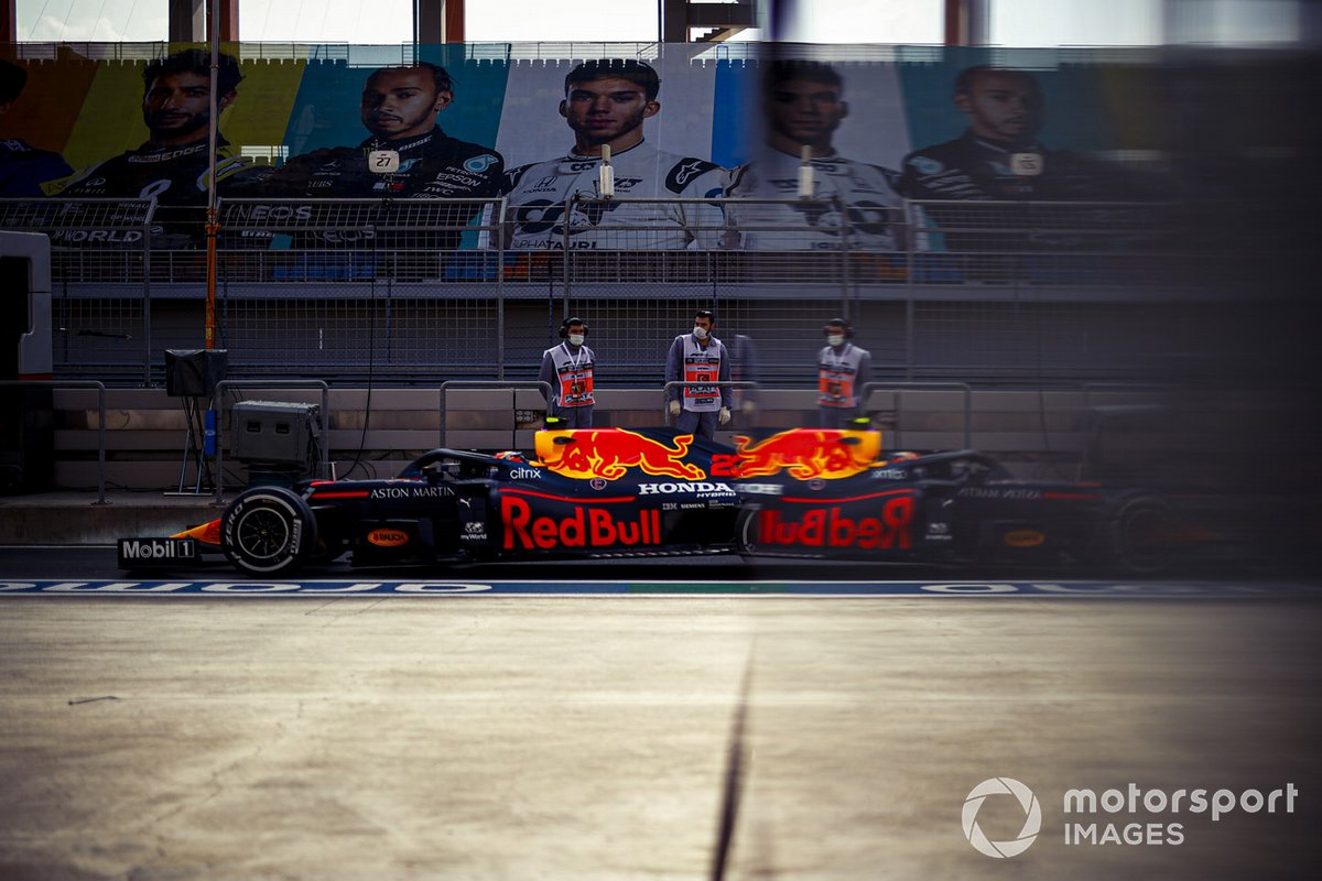 Алекс Элбон, Red Bull RB16