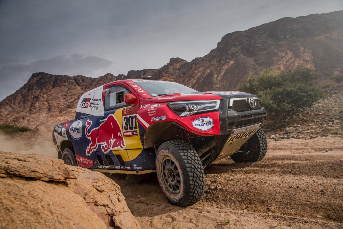#301 Toyota Gazoo Racing: Nasser Al-Attiyah, Matthieu Baumel