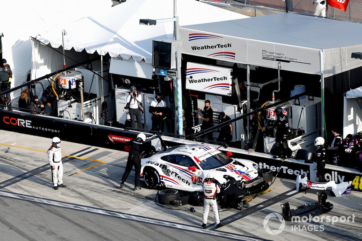 #79 WeatherTech Racing Porsche 911 RSR - 19, GTLM: Cooper MacNeil, Gianmaria Bruni, Richard Lietz, Kevin Estre