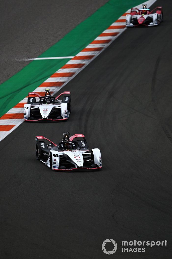 Pascal Wehrlein, TAG Heuer Porsche, Porsche 99X Electric, Andre Lotterer, Tag Heuer Porsche, Porsche 99X Electric, Sergio Sette Camara, Dragon Penske Autosport, Penske EV-5