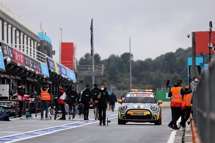 Electric MINI Safety Car