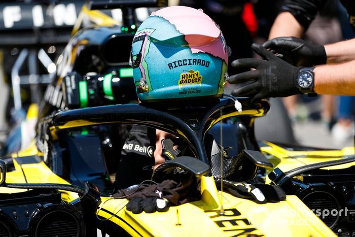 Daniel Ricciardo, Renault F1 Team, en la parrilla