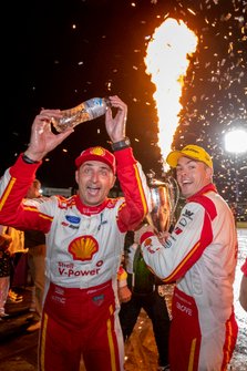 Yarış galibi Scott McLaughlin, DJR Team Penske, Fabian Coulthard, DJR Team Penske Ford