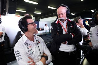 Toto Wolff, Executive Director (Business), Mercedes AMG, en Dr Dieter Zetsche, CEO, Mercedes Benz