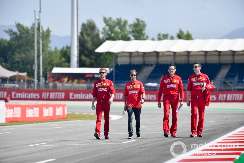 Sebastian Vettel, Ferrari fait un trackwalk