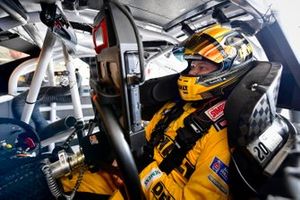 Erik Jones, Joe Gibbs Racing, Toyota Camry DeWalt
