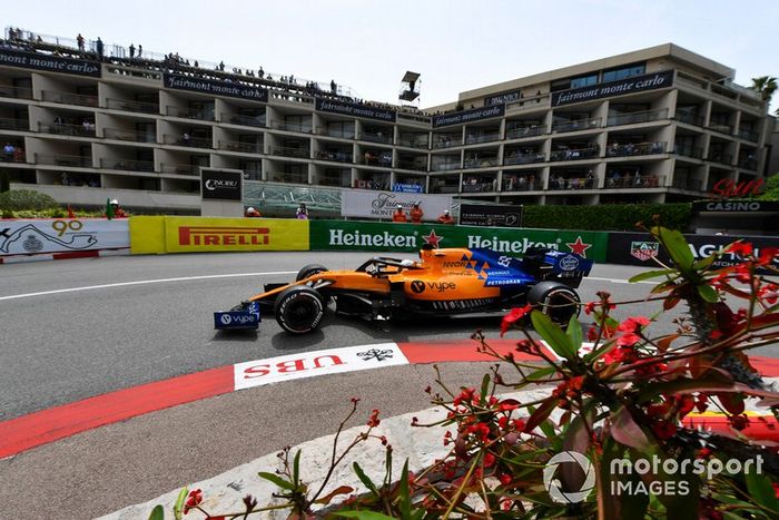 Carlos Sainz Jr., McLaren MCL34 
