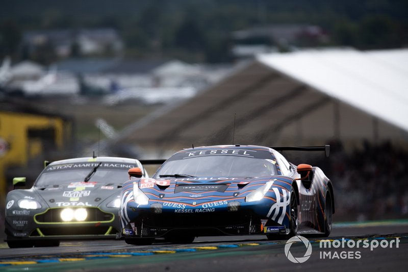 #60 Kessel Racing, Ferrari 488 GTE: Claudio Schiavoni, Sergio Pianezzola, Andrea Piccini