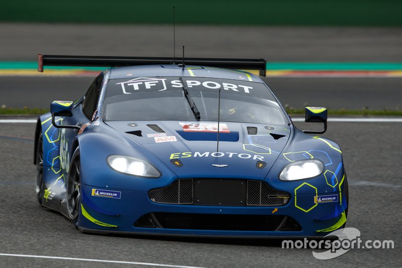 #90 TF Sport Aston Martin Vantage: Salih Yoluc, Euan Alers-Hankey, Charles Eastwood