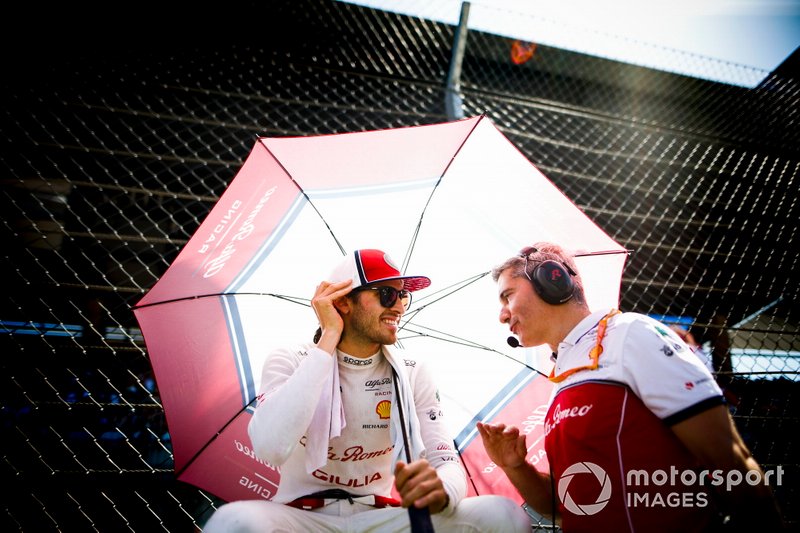 Antonio Giovinazzi, Alfa Romeo Racing sulla griglia