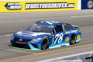 Martin Truex Jr., Furniture Row Racing, Toyota Camry Auto-Owners Insurance