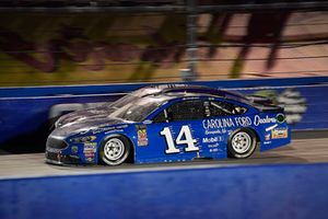 Clint Bowyer, Stewart-Haas Racing, Ford Fusion Carolina Ford Dealers