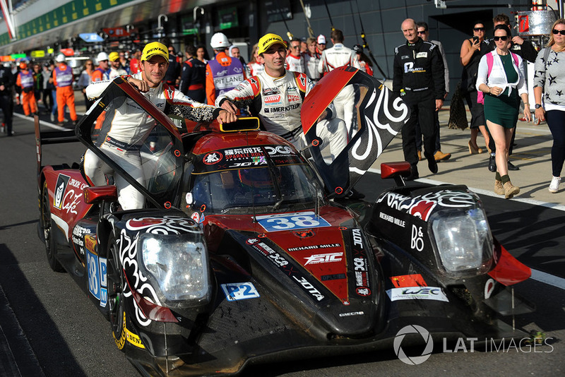 I vincitori LMP2 #38 Jackie Chan DC Racing Oreca 07 Gibson: Ho-Ping Tung, Gabriel Aubry, Stephane Richelmi