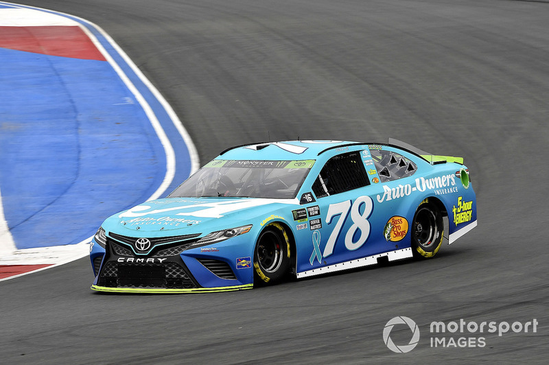 13. Martin Truex Jr., Furniture Row Racing, Toyota Camry Auto-Owners Insurance