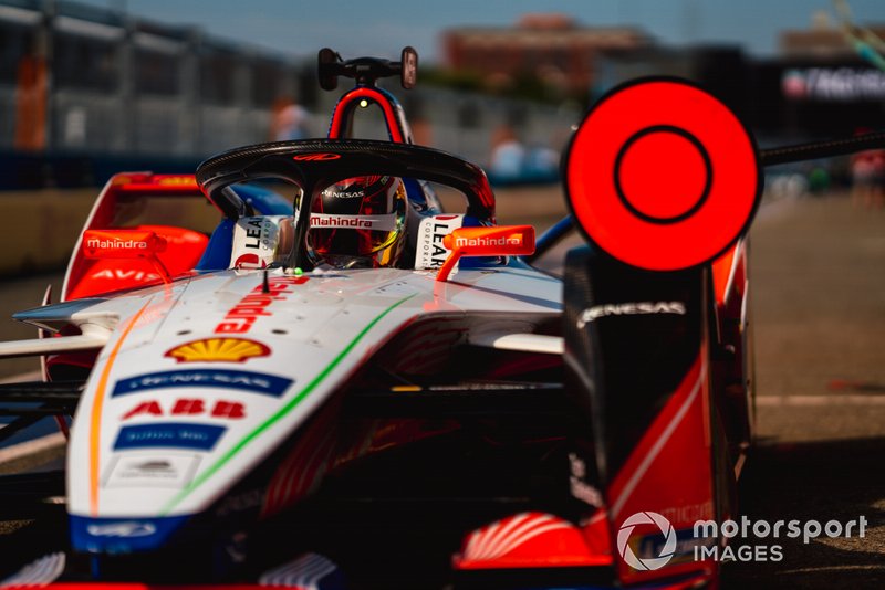Pascal Wehrlein, Mahindra Racing, M5 Electro, in pit lane