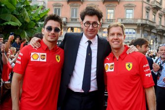 Charles Leclerc, Ferrari, Sebastian Vettel, Ferrari, Mattia Binotto, Team Principal Ferrari