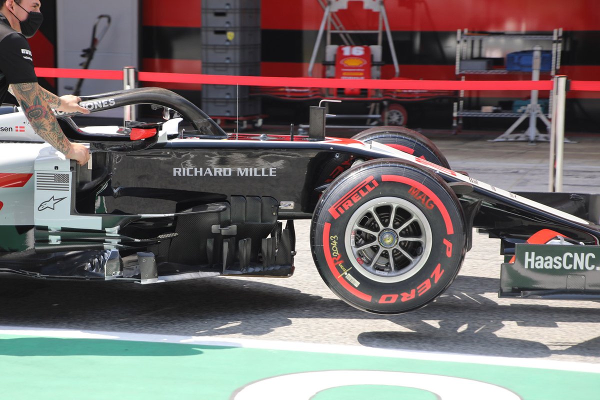 Haas VF20 detalle de los sidepods