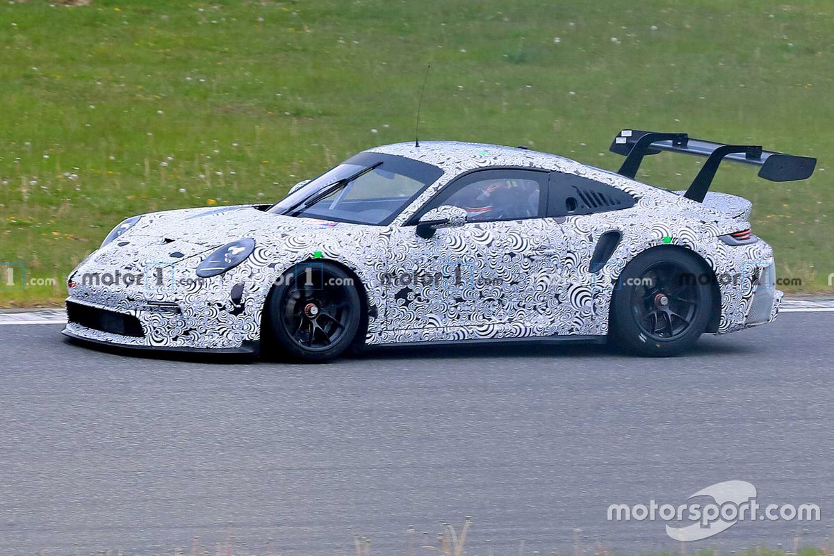 Шпионский снимок Porsche 911 GT3 Cup