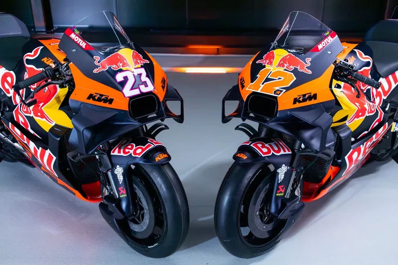 Enea Bastianini, Maverick Viñales, Red Bull KTM Tech3, motos