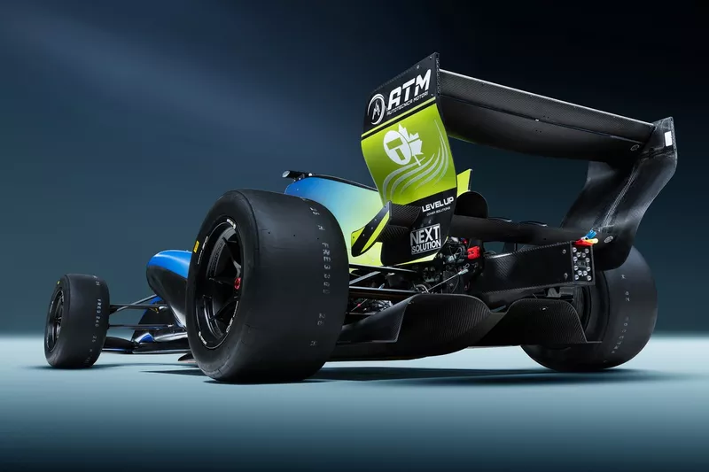 Tatuus T-326