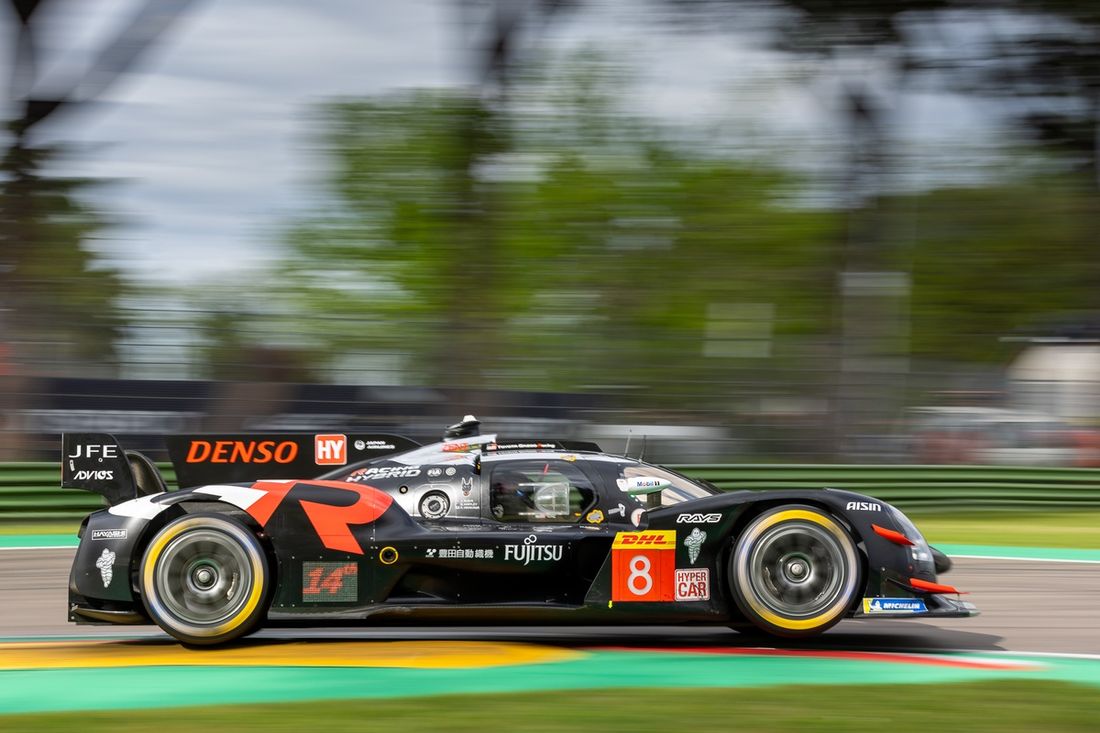 #8 Toyota Gazoo Racing Toyota GR010 - Hybrid: Sebastien Buemi, Brendon Hartley, Ry? Hirakawa