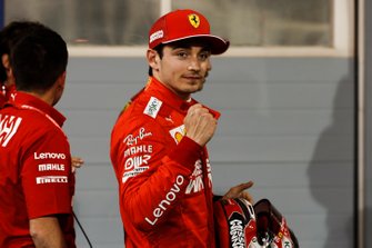Charles Leclerc, Ferrari viert pole position in Parc Ferme
